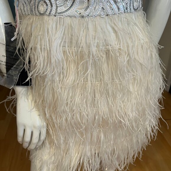 Y2K NWT BEBE ISIS STRAPLESS SEQUIN FEATHER DRESS SIZE S SMALL - Picture 3 of 6